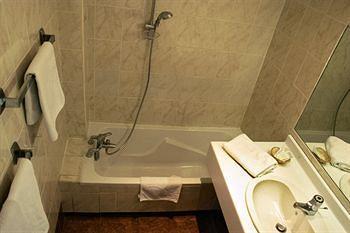 Carlton Nice, Fully Renovated